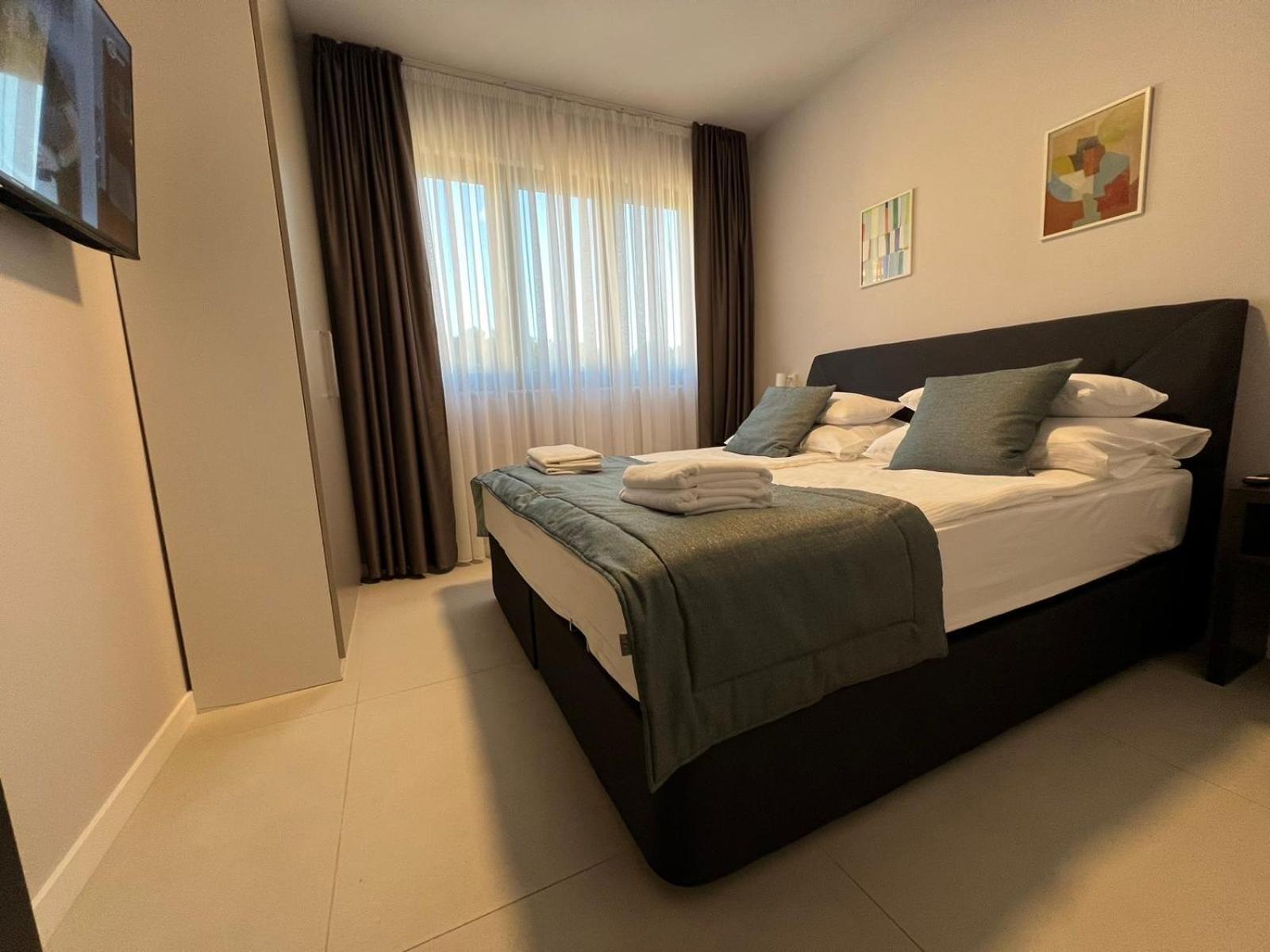 Dinora Exclusive Apartments Makarska Exterior photo